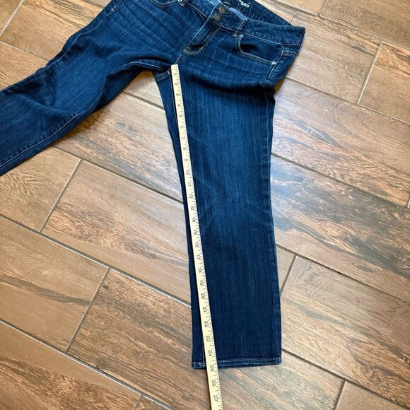 American Eagle Artist Crop Size 10 - Picture 4 of 7